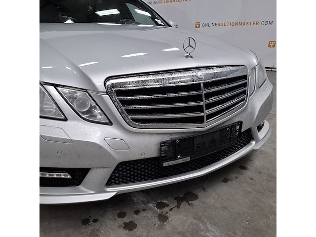 Personenauto, mercedes benz, e350 - afbeelding 14 van  57