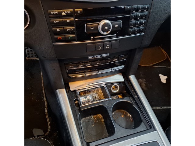 Personenauto, mercedes benz, e350 - afbeelding 22 van  57