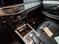 Personenauto, mercedes benz, e350 - afbeelding 25 van  57