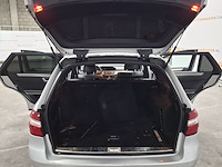 Personenauto, mercedes benz, e350 - afbeelding 28 van  57