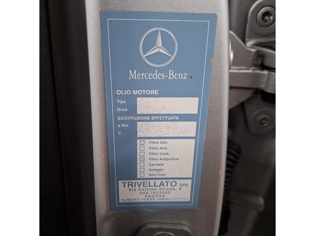 Personenauto, mercedes benz, e350 - afbeelding 39 van  57