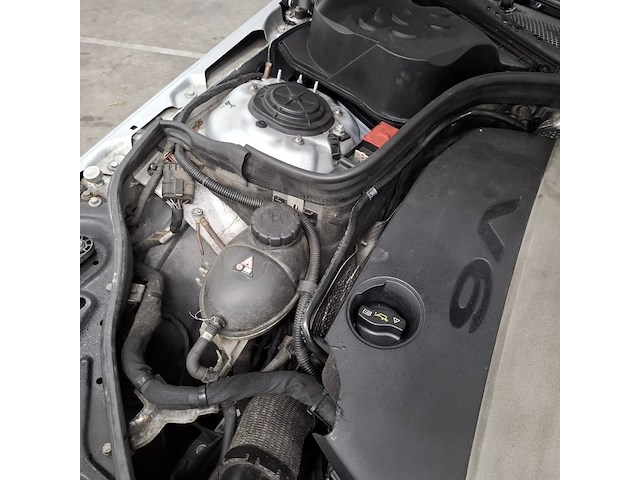 Personenauto, mercedes benz, e350 - afbeelding 48 van  57