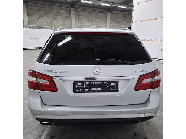 Personenauto, mercedes benz, e350 - afbeelding 54 van  57