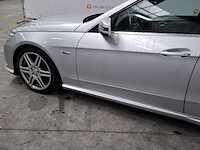 Personenauto, mercedes benz, e350 - afbeelding 56 van  57