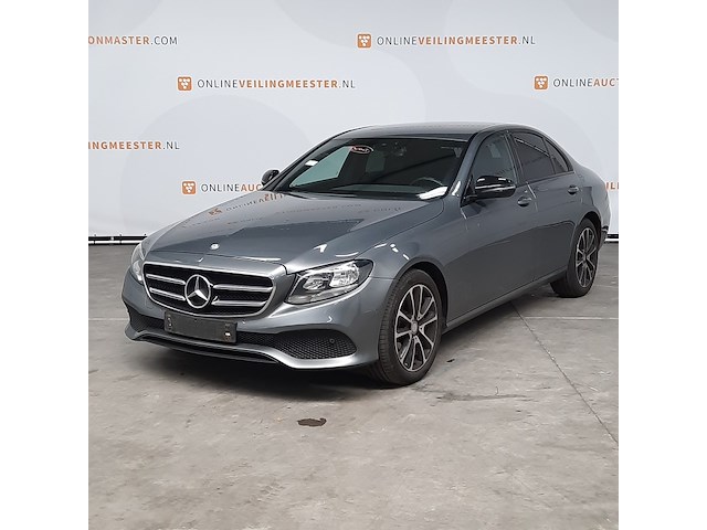 Personenauto, mercedes-benz, e350 - afbeelding 1 van  49