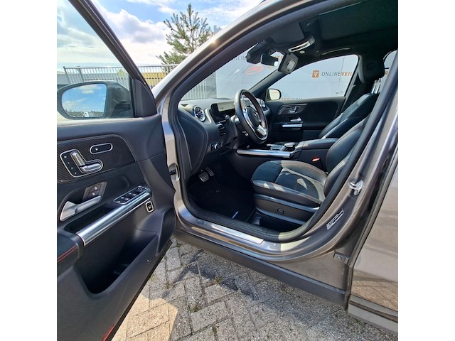Personenauto, mercedes benz, gla 200 d - afbeelding 18 van  46
