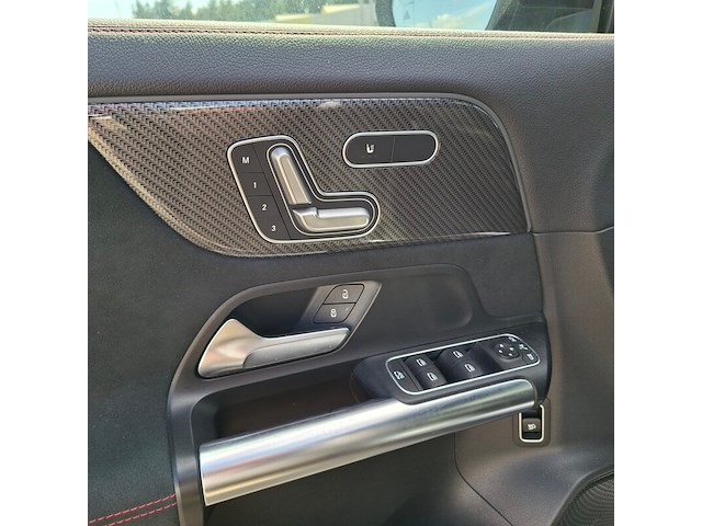 Personenauto, mercedes benz, gla 200 d - afbeelding 19 van  46