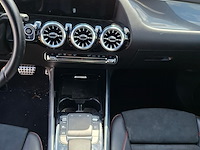 Personenauto, mercedes benz, gla 200 d - afbeelding 22 van  46