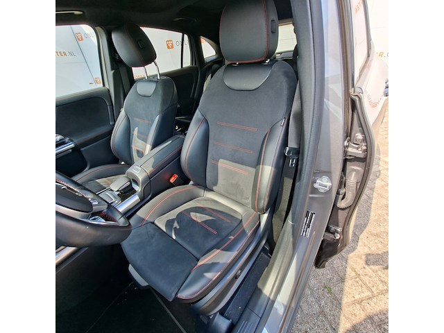 Personenauto, mercedes benz, gla 200 d - afbeelding 24 van  46