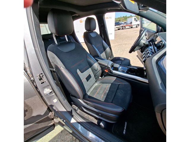 Personenauto, mercedes benz, gla 200 d - afbeelding 29 van  46