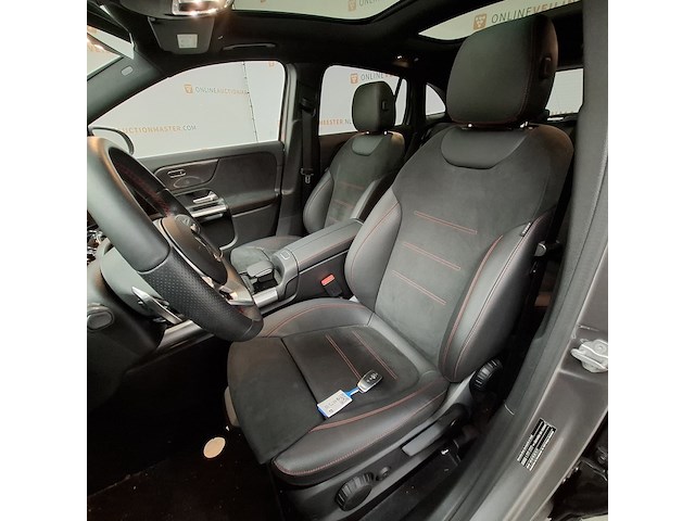 Personenauto, mercedes-benz, gla 250 4matic, 250 4matic amg line, 2020 - afbeelding 14 van  49