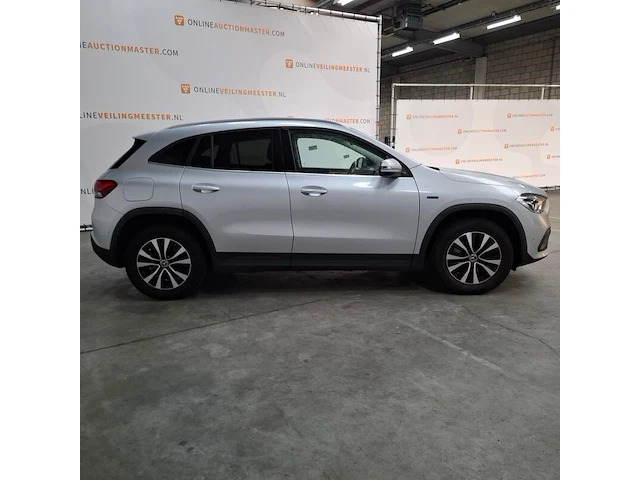 Personenauto, mercedes-benz, gla-klasse, 250 e amg line, 2021 - afbeelding 34 van  76