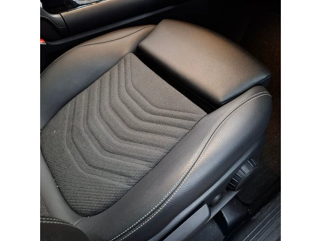 Personenauto, mercedes-benz, gla-klasse, 250 e amg line, 2021 - afbeelding 49 van  76