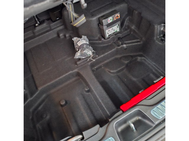 Personenauto, mercedes-benz, glc 220d 4matic, 2024 - afbeelding 36 van  66