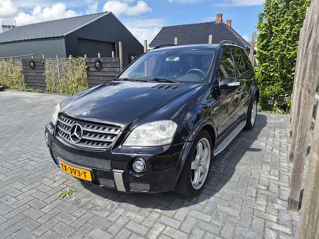 Personenauto, mercedes-benz, m-klasse, amg 63, zwart, 38922 - afbeelding 9 van  15