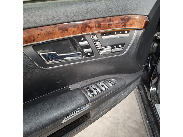 Personenauto, mercedes-benz, s 550 4 matic - afbeelding 36 van  37