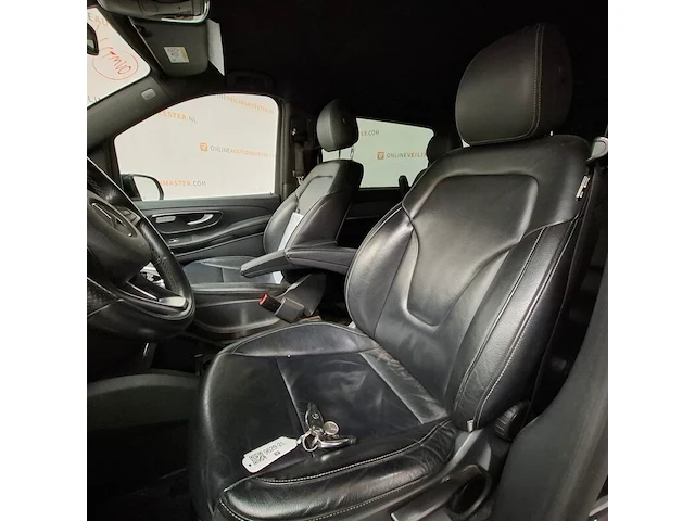Personenauto, mercedes-benz, v250, 2016 - afbeelding 52 van  91
