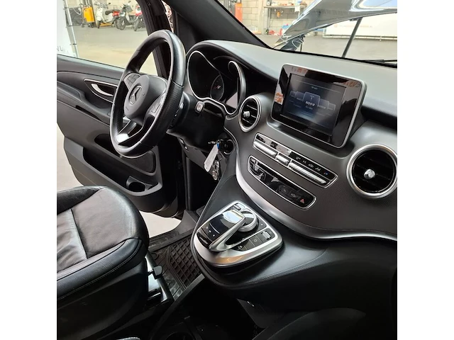 Personenauto, mercedes-benz, v250, 2016 - afbeelding 74 van  91