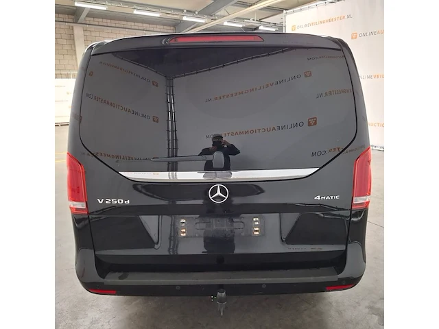 Personenauto, mercedes-benz, v250d, 2018 - afbeelding 2 van  82