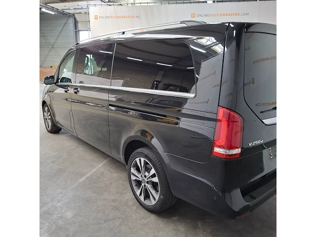 Personenauto, mercedes-benz, v250d, 2018 - afbeelding 3 van  82