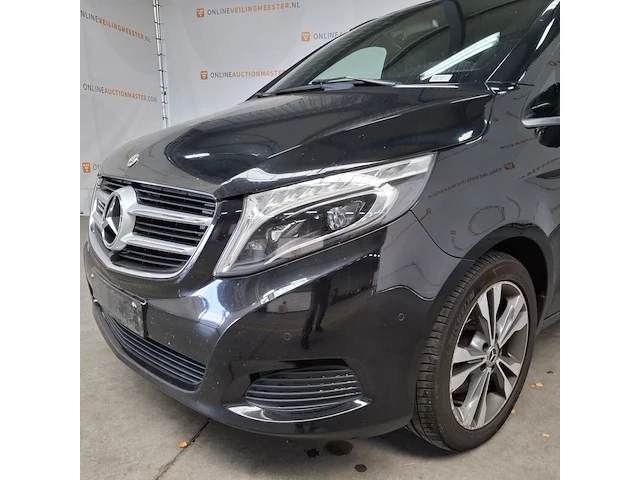 Personenauto, mercedes-benz, v250d, 2018 - afbeelding 9 van  82