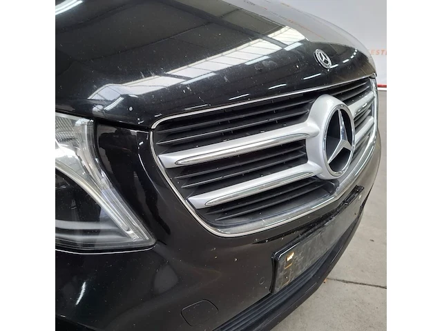 Personenauto, mercedes-benz, v250d, 2018 - afbeelding 14 van  82
