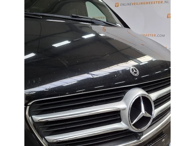 Personenauto, mercedes-benz, v250d, 2018 - afbeelding 37 van  82