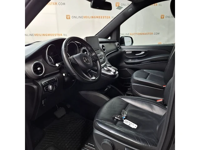 Personenauto, mercedes-benz, v250d, 2018 - afbeelding 39 van  82