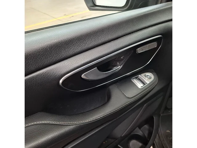 Personenauto, mercedes-benz, v250d, 2018 - afbeelding 40 van  82