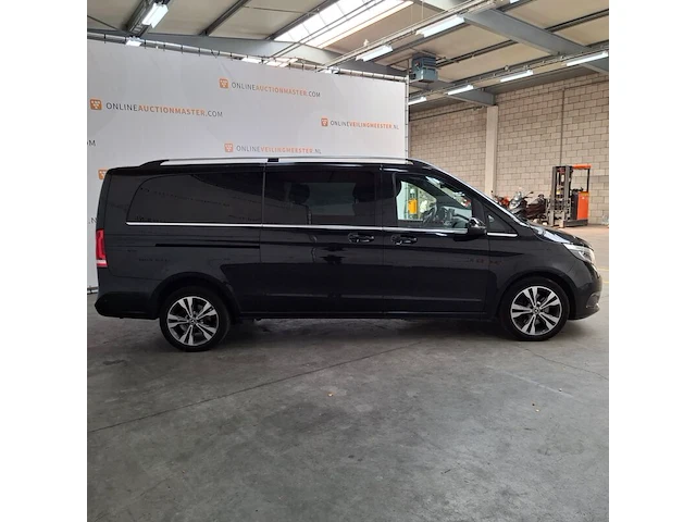 Personenauto, mercedes-benz, v250d, 2018 - afbeelding 34 van  82