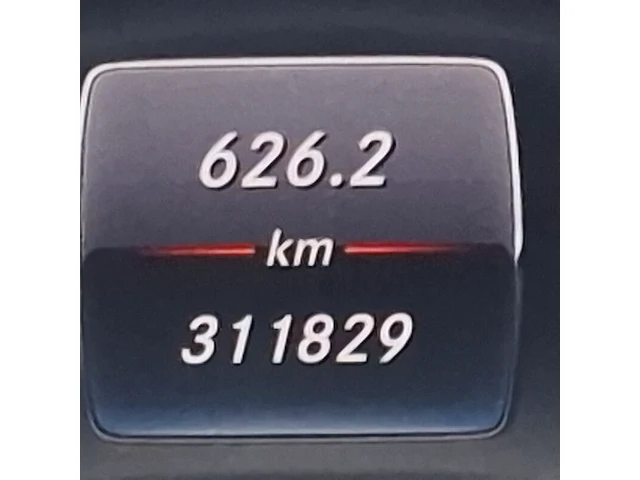 Personenauto, mercedes-benz, v250d, 2018 - afbeelding 48 van  82