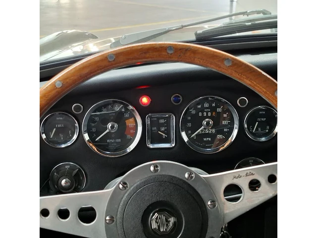 Personenauto, mg, b type, 1.8 roadster, 1974 - afbeelding 37 van  75