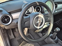 Personenauto, mini, 3-deurs, 1.4 one, 2009 - afbeelding 2 van  13