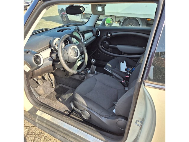 Personenauto, mini, 3-deurs, 1.4 one, 2009 - afbeelding 13 van  13