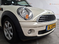 Personenauto, mini, 3-deurs, 1.4 one salt, 2010 - afbeelding 9 van  59