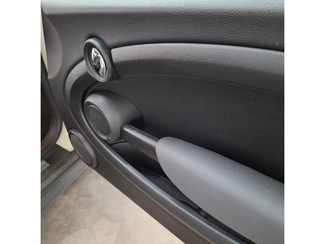 Personenauto, mini, 3-deurs, 1.4 one salt, 2010 - afbeelding 42 van  59