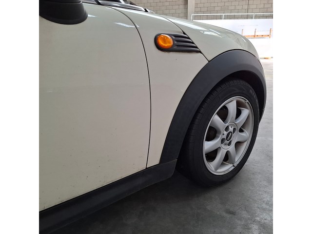 Personenauto, mini, 3-deurs, 1.4 one salt, 2010 - afbeelding 45 van  59