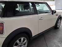 Personenauto, mini, 3-deurs, 1.4 one salt, 2010 - afbeelding 56 van  59
