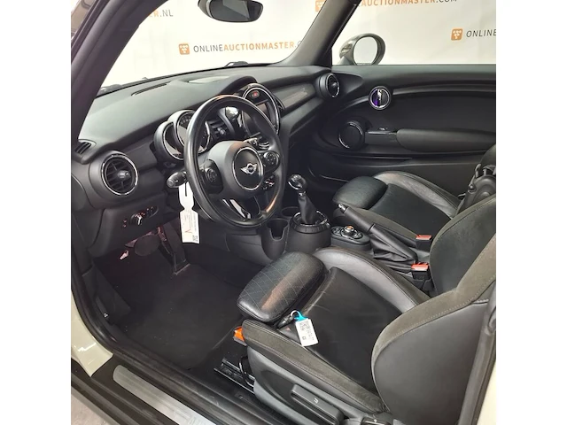 Personenauto, mini, 3-deurs, 1.5 cooper d chili business, 2015 - afbeelding 35 van  76