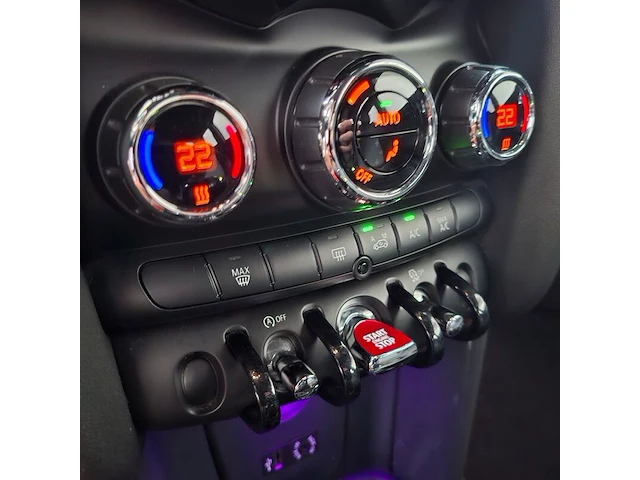 Personenauto, mini, 3-deurs, 1.5 cooper d chili business, 2015 - afbeelding 44 van  76