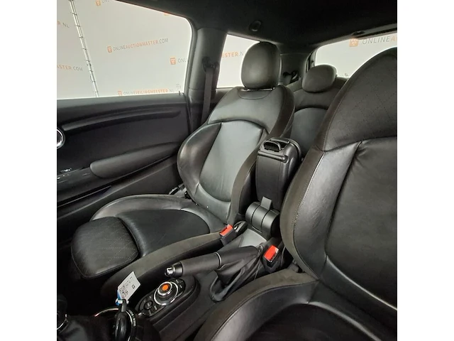 Personenauto, mini, 3-deurs, 1.5 cooper d chili business, 2015 - afbeelding 48 van  76