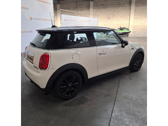 Personenauto, mini, 3-deurs, 1.5 cooper d chili business, 2015 - afbeelding 76 van  76