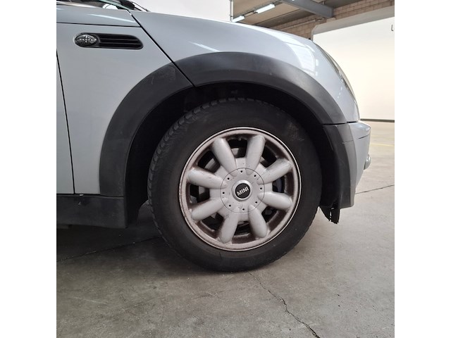 Personenauto, mini, 3-deurs, 1.6 cooper, 2002 - afbeelding 9 van  60