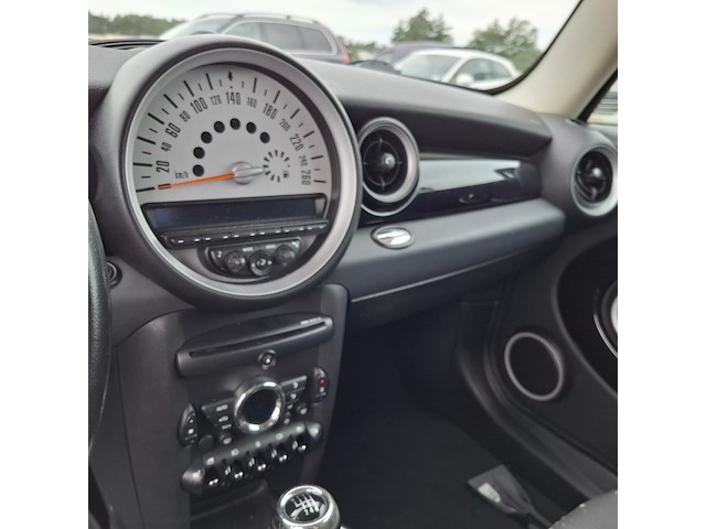 Personenauto, mini, 3-deurs, 1.6 one salt, 2010 - afbeelding 15 van  15