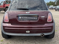 Personenauto, mini, 3-deurs, 1.6 one salt, rood, 2002 - afbeelding 16 van  17