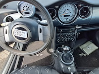 Personenauto, mini, 3-deurs, 1.6 one, zwart, 2005 - afbeelding 3 van  14