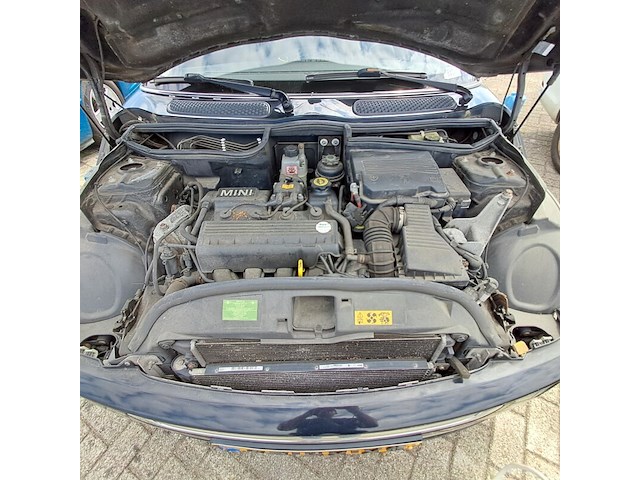 Personenauto, mini, 3-deurs, 1.6 one, zwart, 2005 - afbeelding 4 van  14