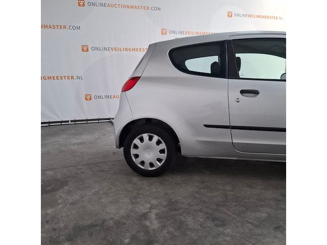 Personenauto, mitsubishi, mitsubishi colt, 1.1 silverline, 2008 - afbeelding 19 van  23