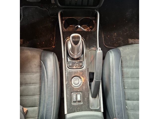 Personenauto, mitsubishi, outlander, 2.0 phev executive edition, 2015 - afbeelding 18 van  28