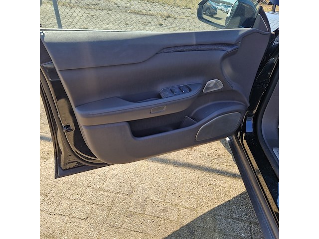 Personenauto, nio, et7, 2024 - afbeelding 31 van  75